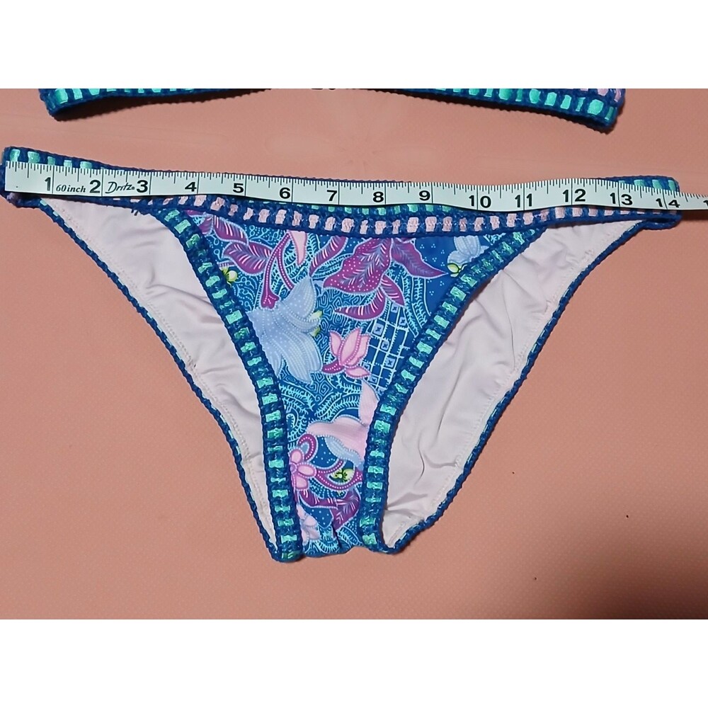 Victoria's Secret Bikini Set Blue Floral Distinctive Crochet Trim Detail M  NWOT - Picture 8 of 9